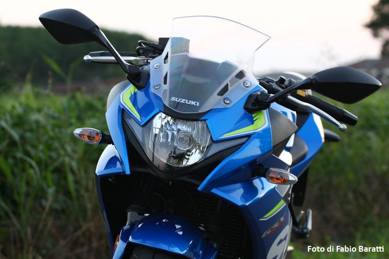 Frontale Suzuki GSX-R250
