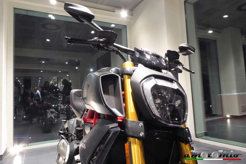 Locman Ducati