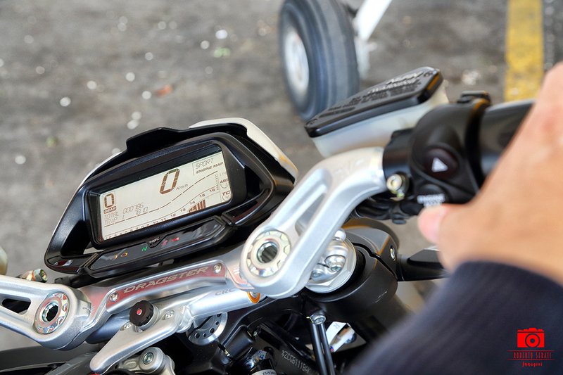 Display MV Agusta 800RR