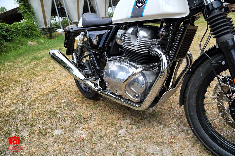 RoayalEnfiled Continental GT