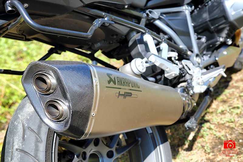 Akrapovic R1250R