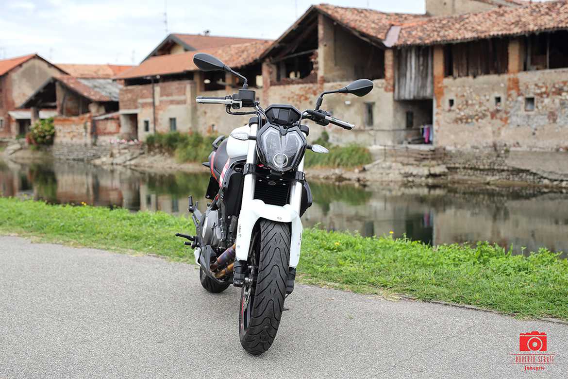 Front Benelli 302s