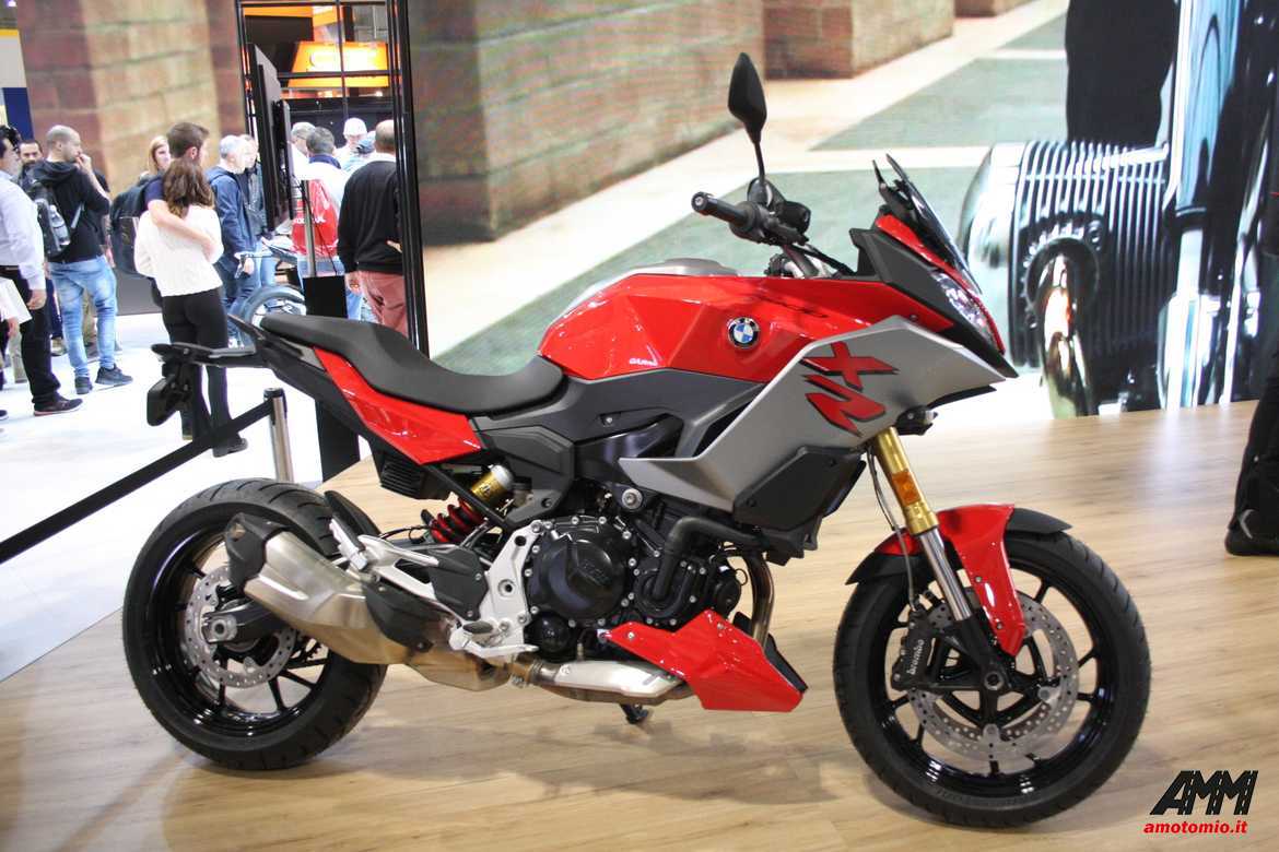 BMW F900XR