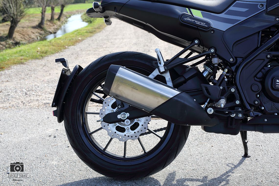 250 benelli leoncino