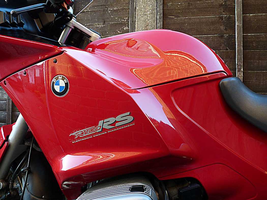BMW R1100RS