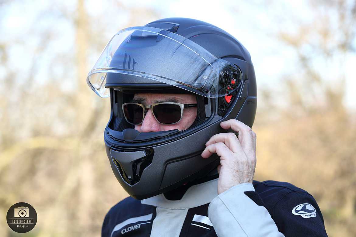 MT Helmets