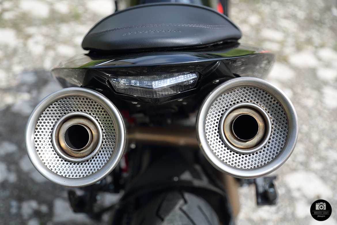 Corsaro 1200 ZZ