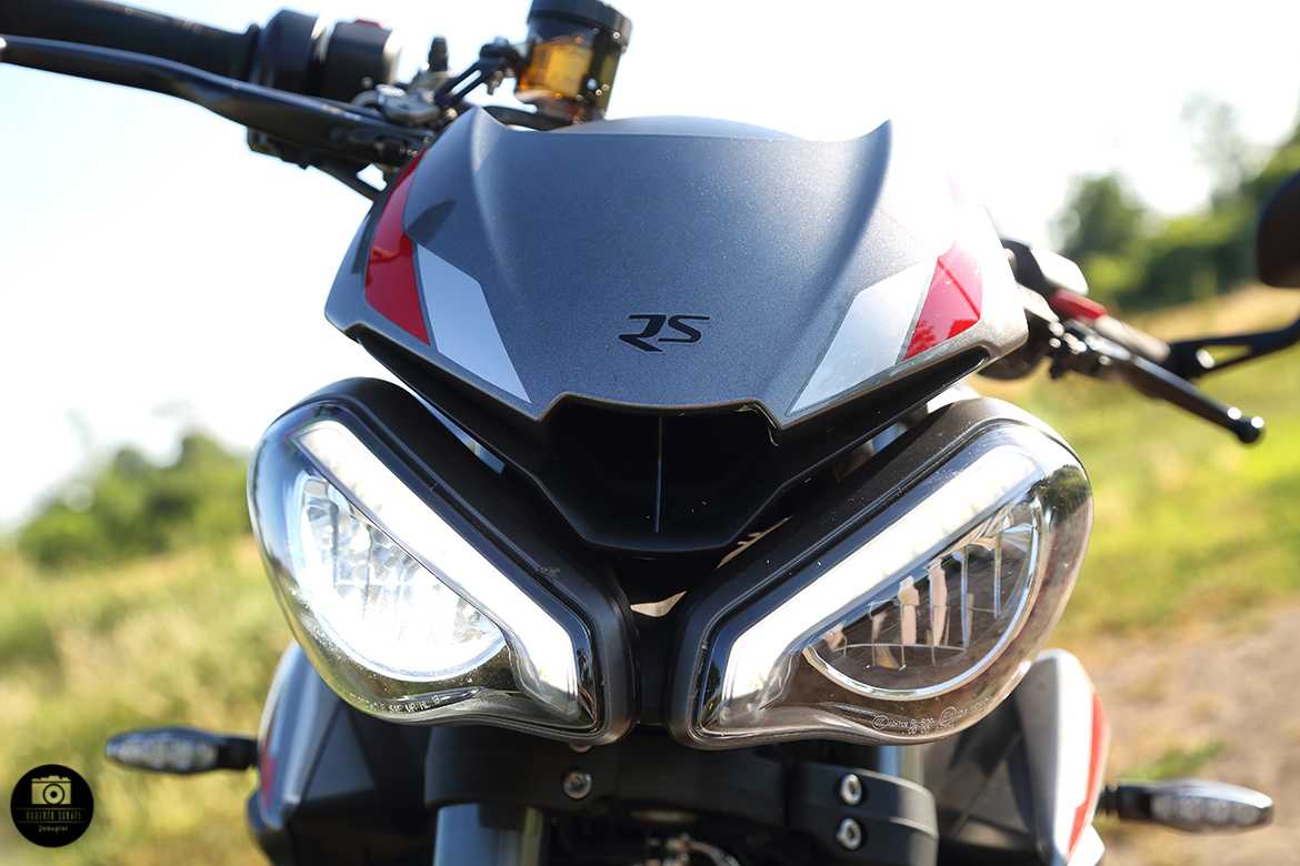 Triumph Fari Street triple