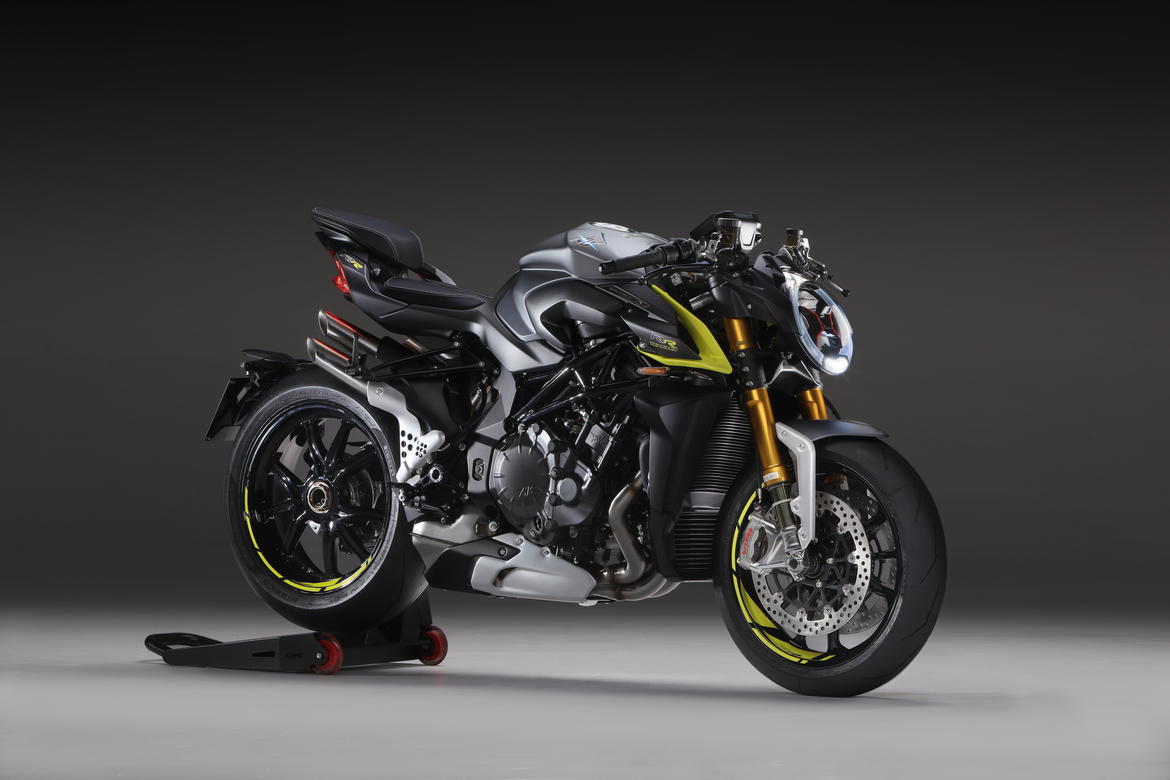 MV Agusta Brutale 1000 RR action 2
