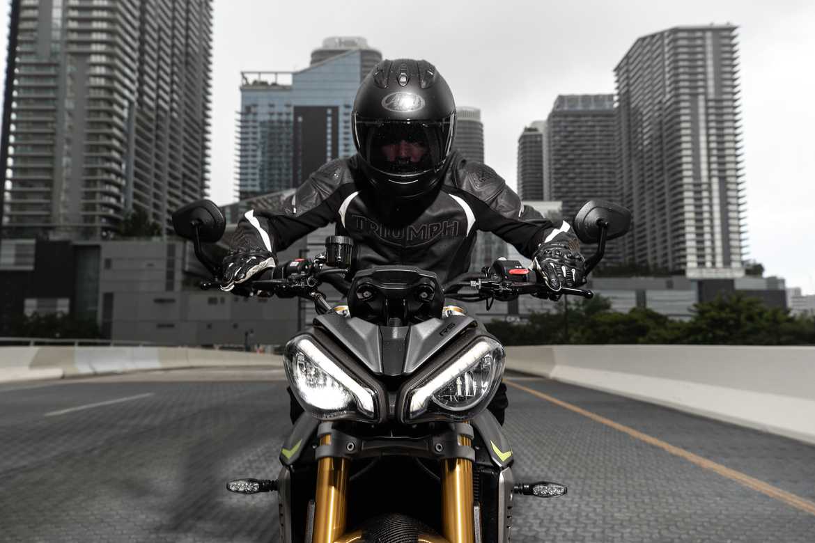 Speed Triple 1200 RS 8
