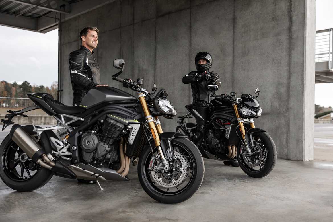 TRIUMPH SPEED TRIPLE 1200 RS