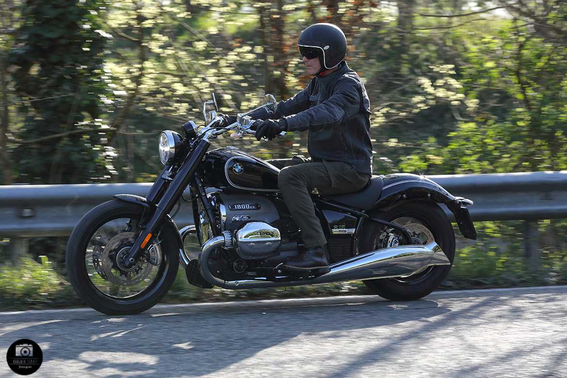 BMW R18 7