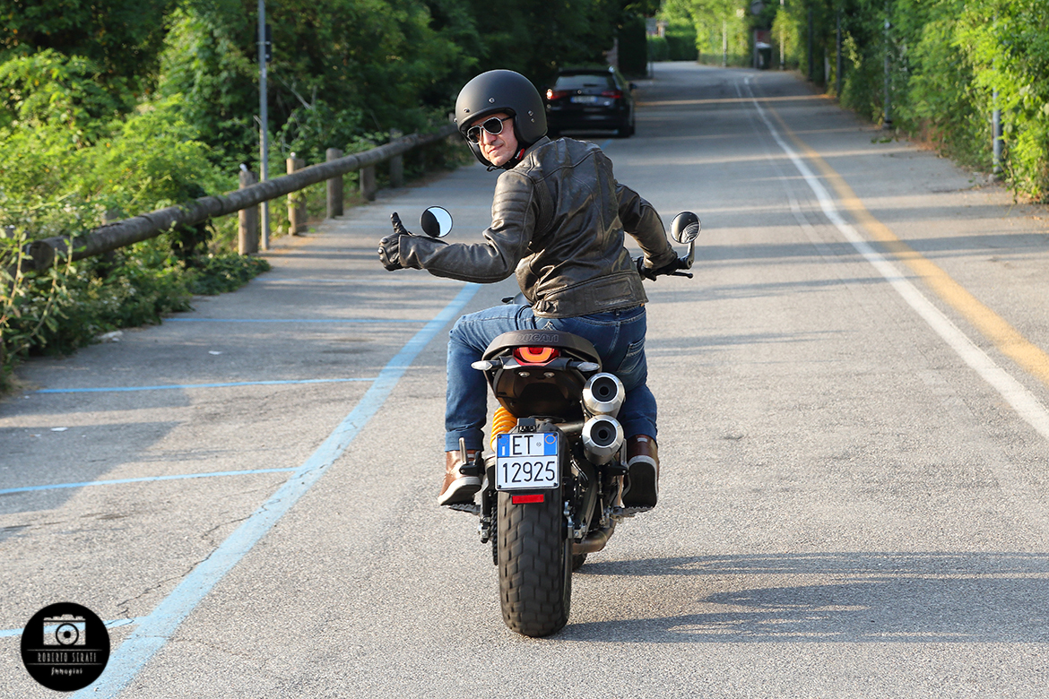 1100 scrambler ducati