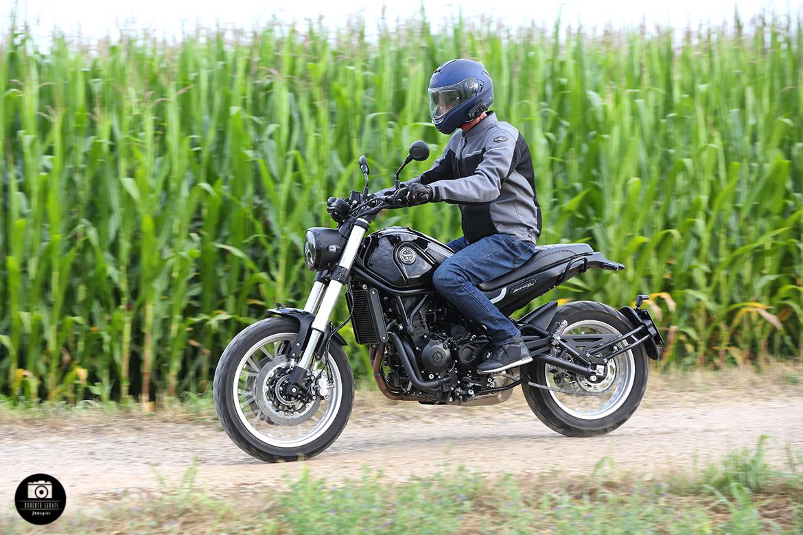 Caberg Levo Yama 12