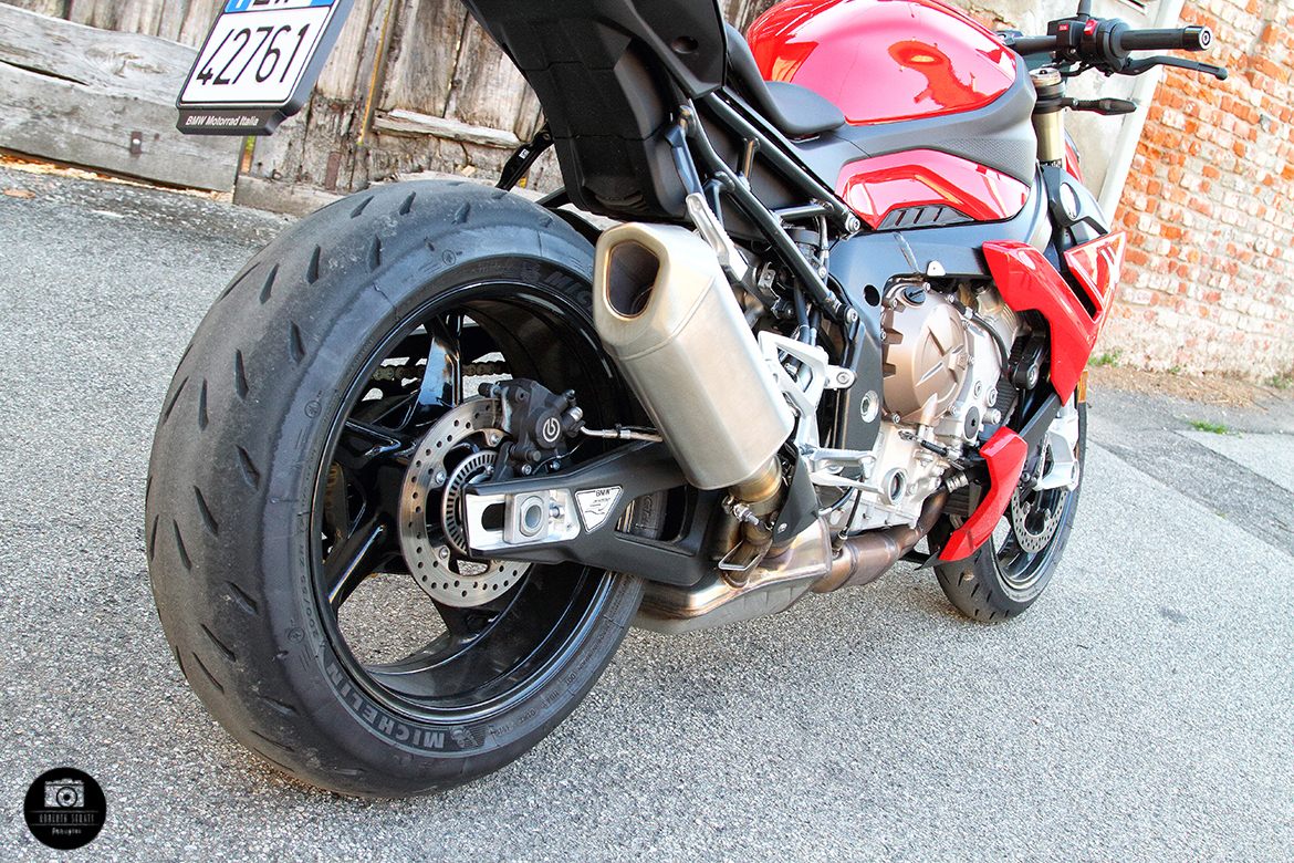 BMW S1000R 6 BMW S1000R 6