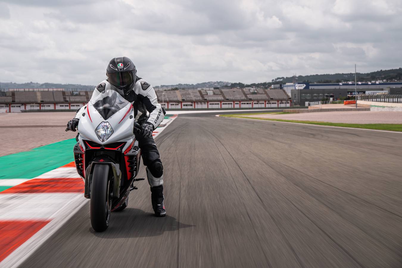 MV Agusta F3 800RR My22 Pista