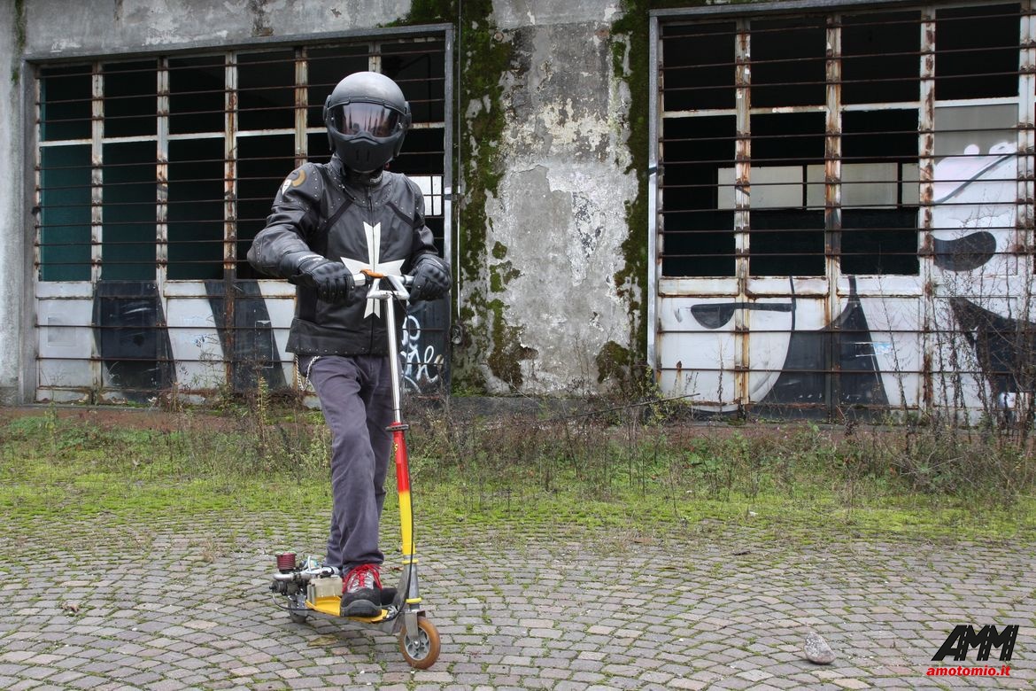 Monopattino a scoppio 2