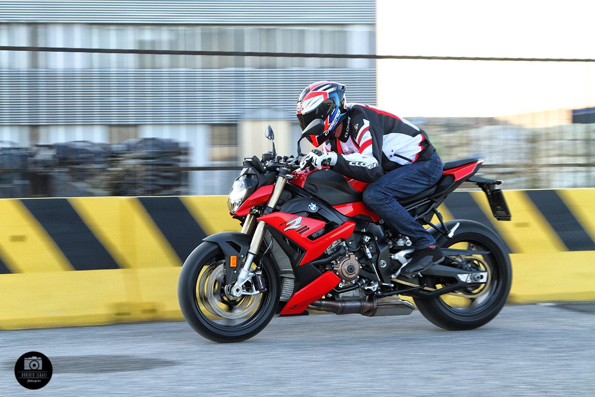 BMW S1000R