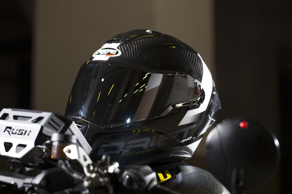 Caberg Drift Evo Carbon Sonic 4