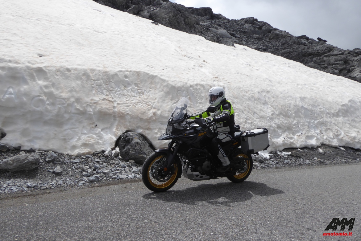 vstrom 1050 xt pro