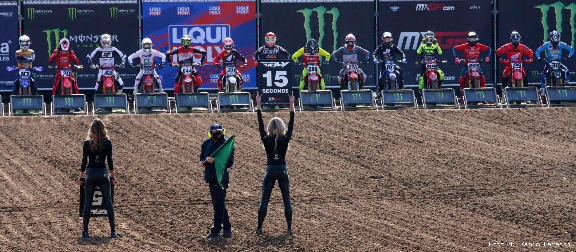 MXGP Mantova 2022 Umbrella girls