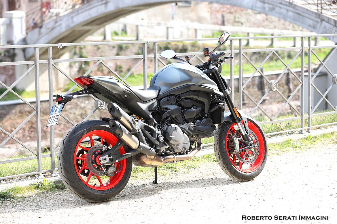 Monster 937 1