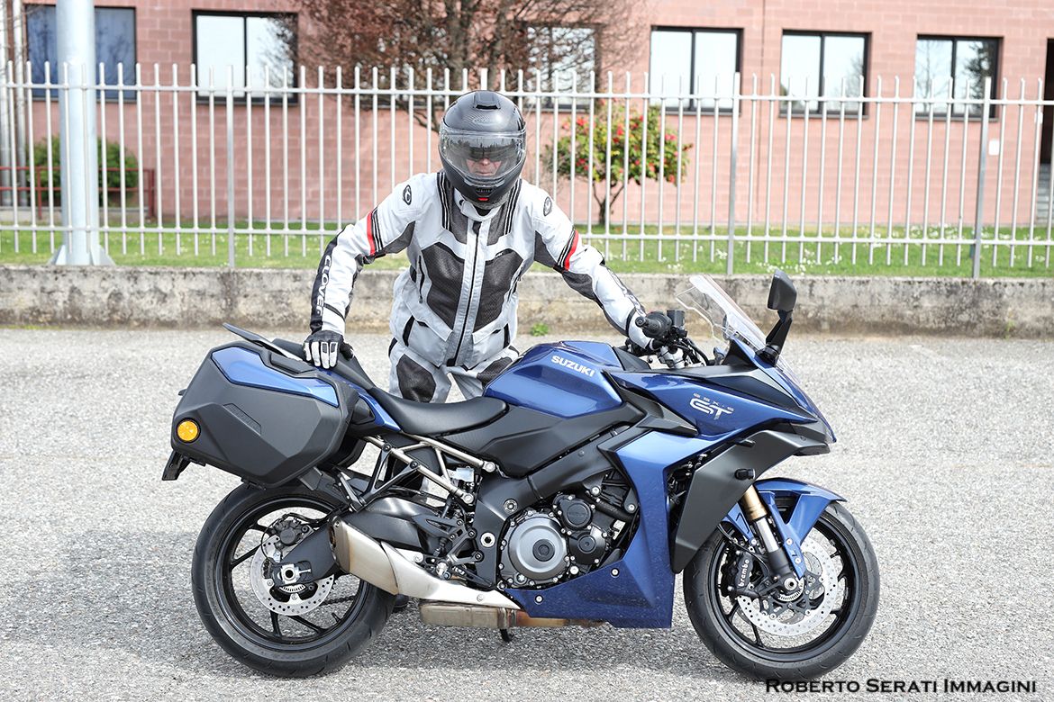 Suzuki GSX S1000GT 1