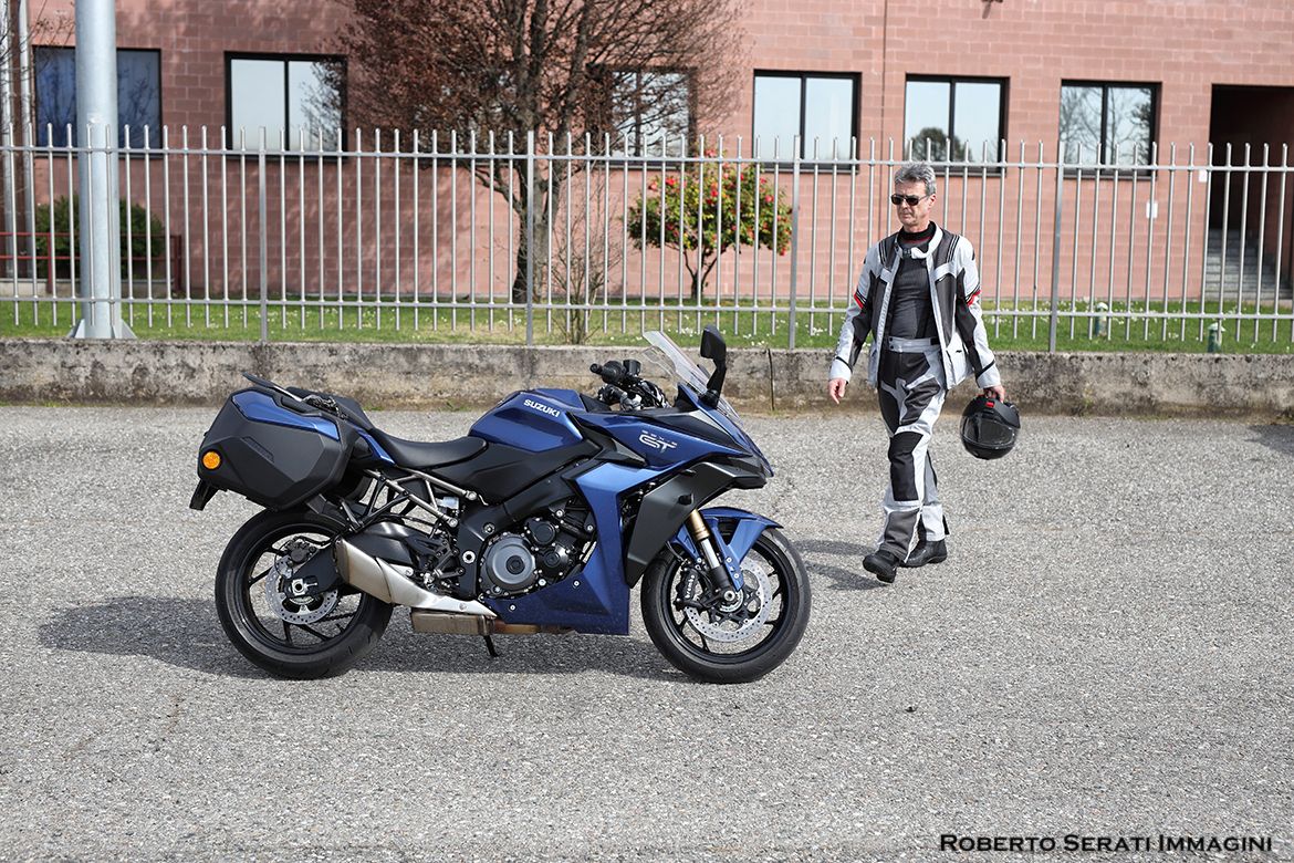 Suzuki GSX S1000GT 8