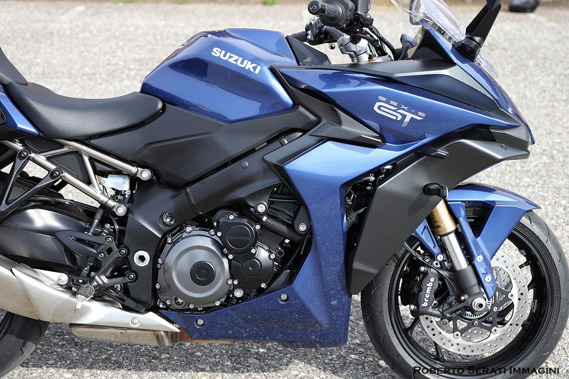 Suzuki GSX S1000GT 5