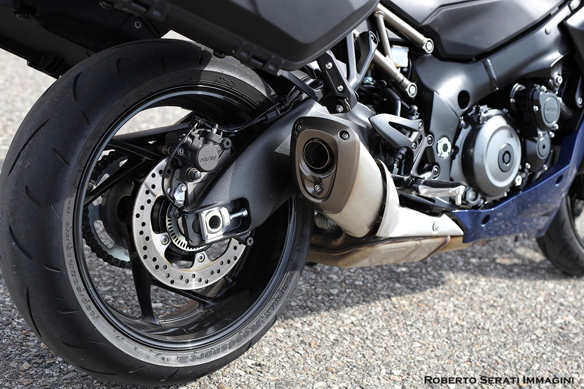 Suzuki GSX S1000GT 3