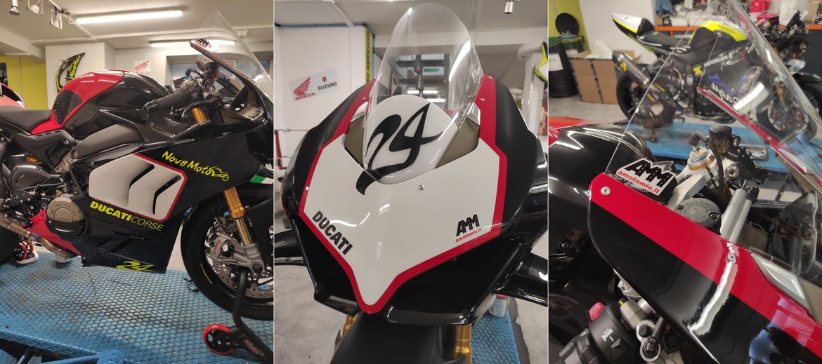 Panigale V4 22