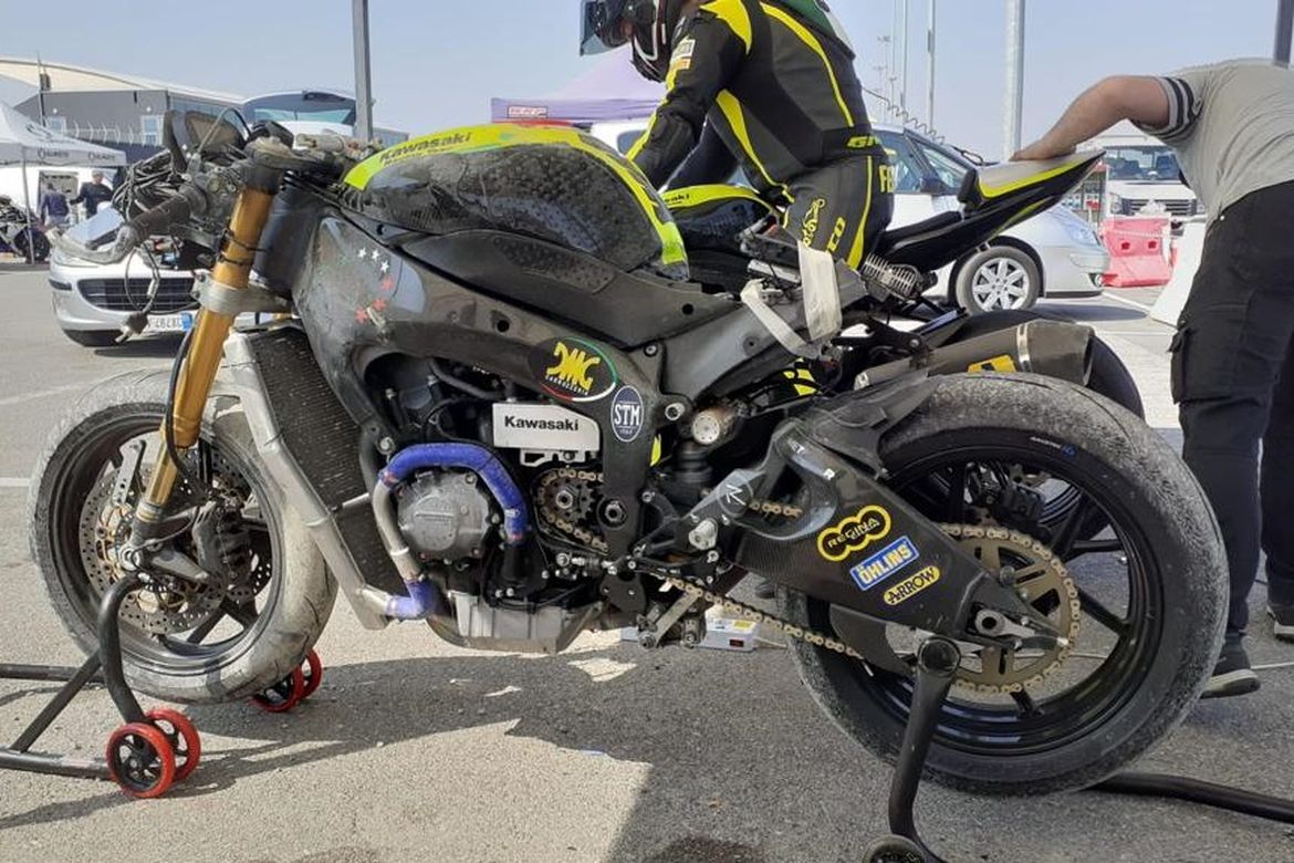 Nova Moto 4