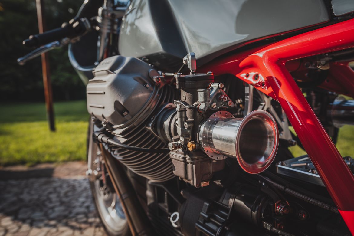 Moto Guzzi 1000SP Enzo 7 Moto Guzzi 1000SP Enzo 7