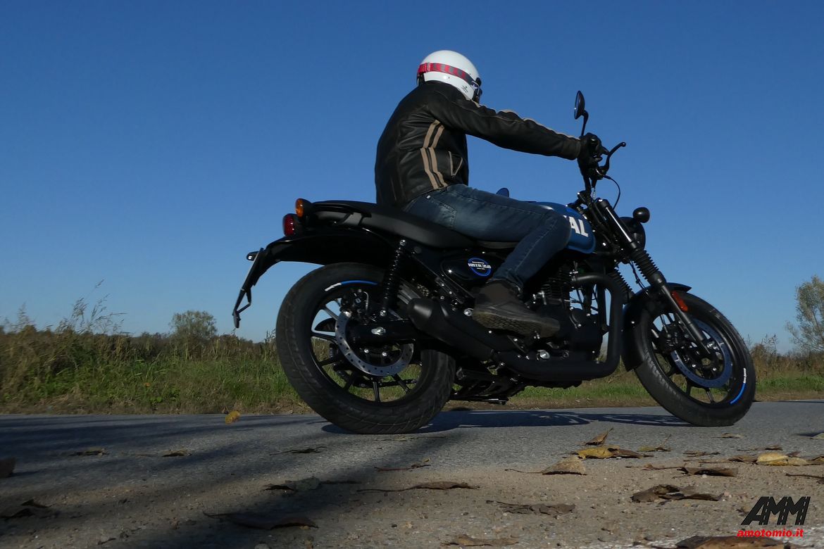 Hunter 350 2