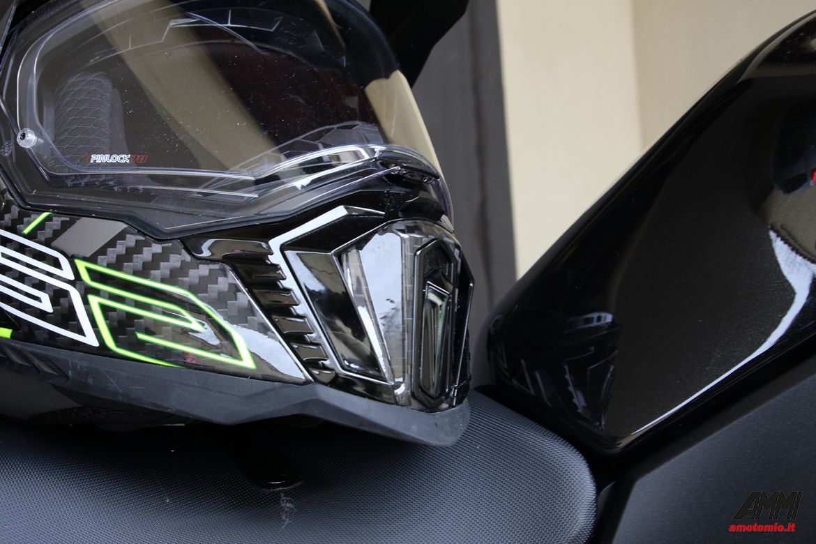 ls2 explorer carbon 2