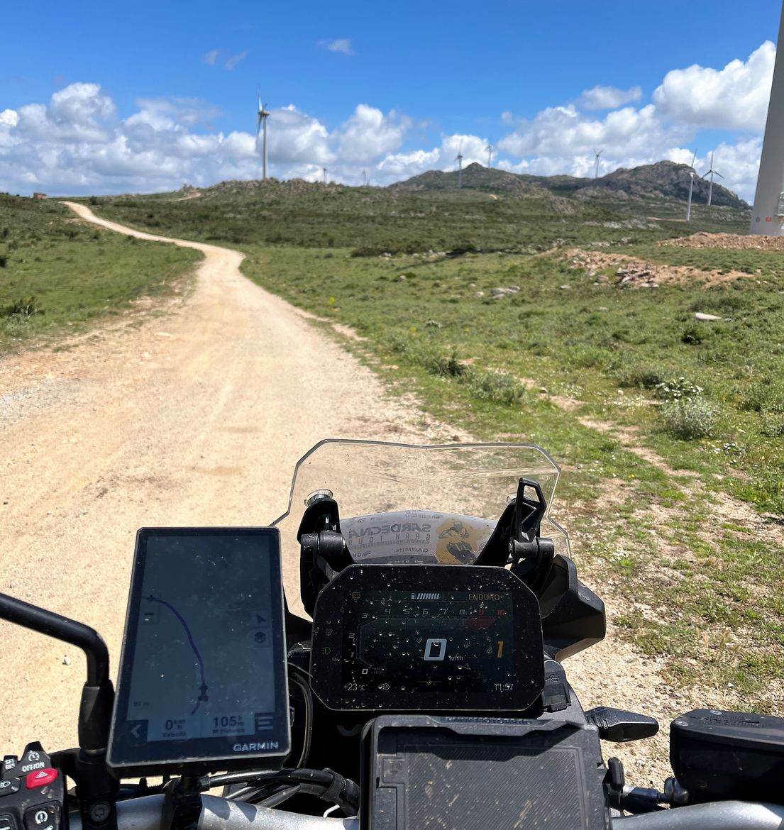 Garmin Zumo XT2
