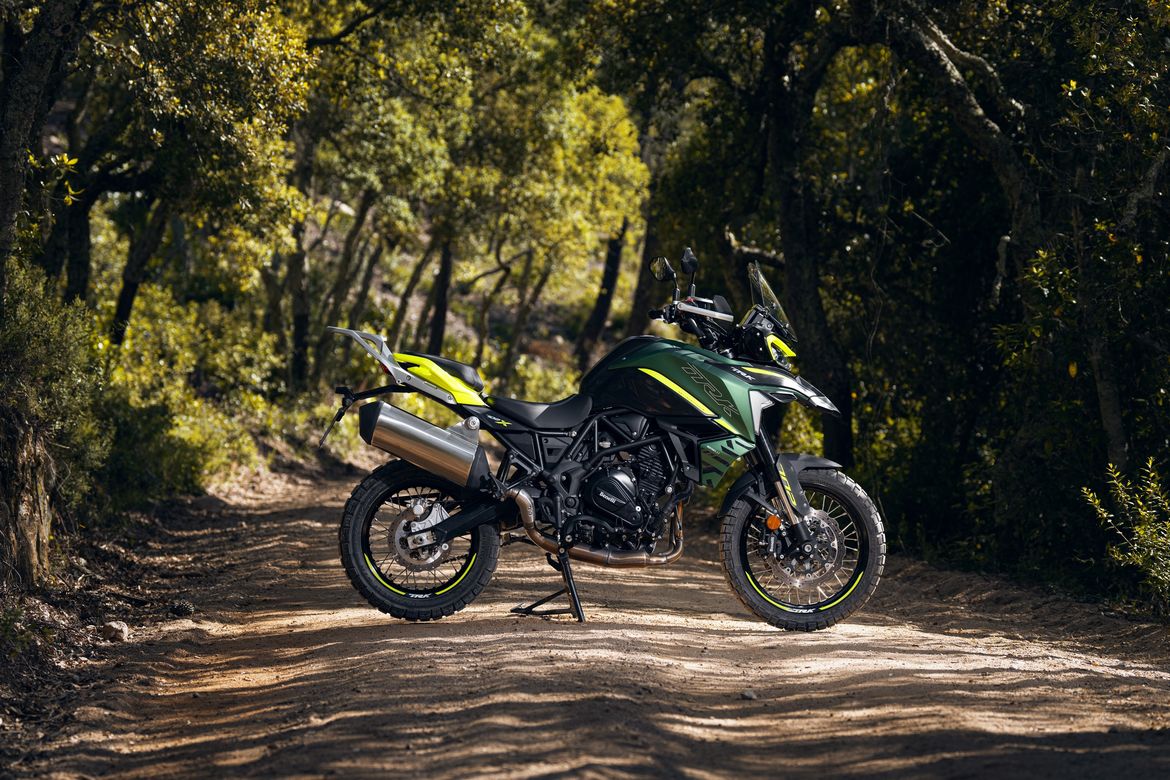 TRK 702X 2 TRK 702X 2
