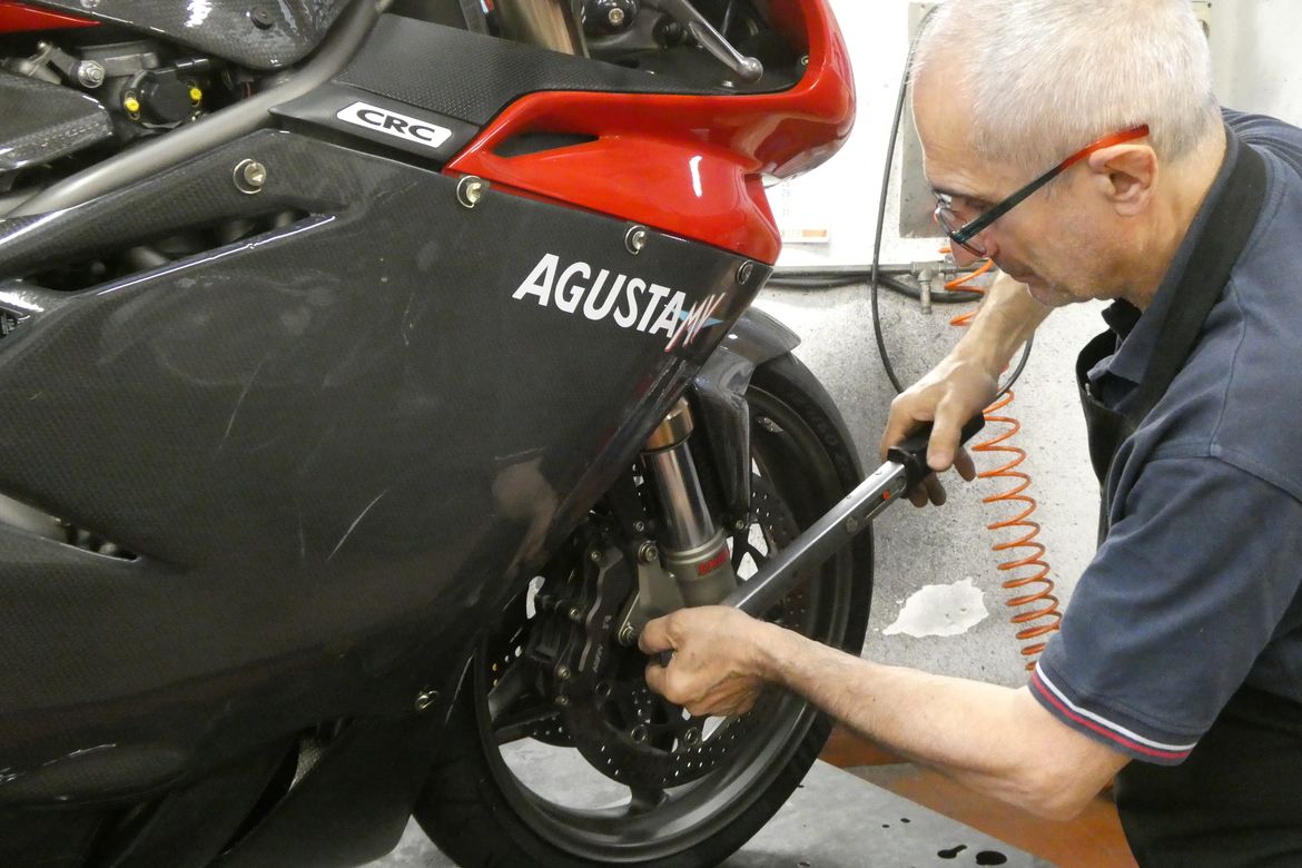 Pirelli Diablo Rosso IV 2
