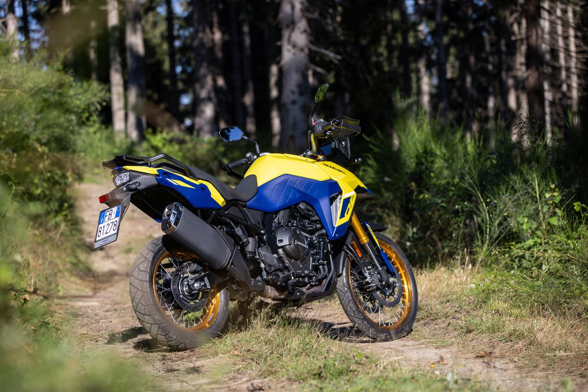 V-Strom 800de 13 V-Strom 800de 13
