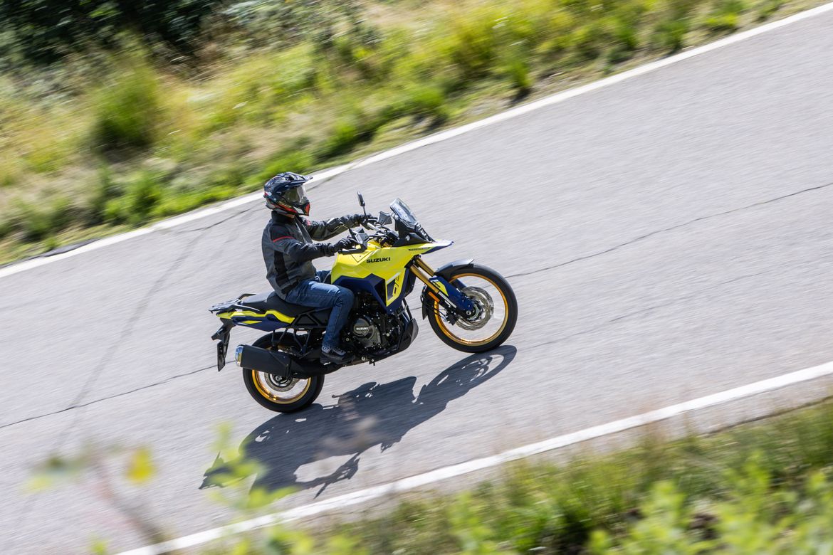 V-Strom 800de 12 V-Strom 800de 12