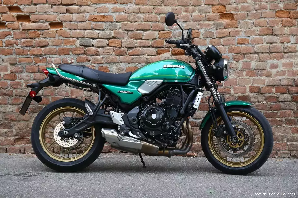 Kawasaki Z650RS 