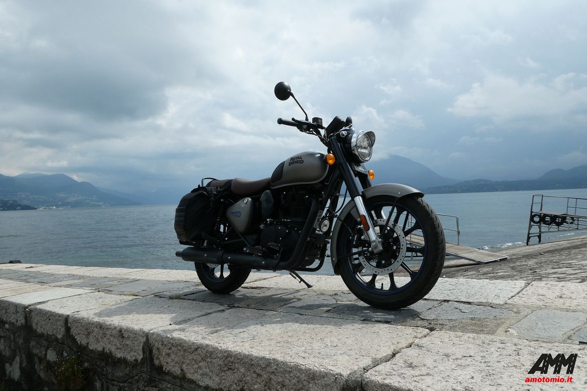 in viaggio con royal enfield 350 