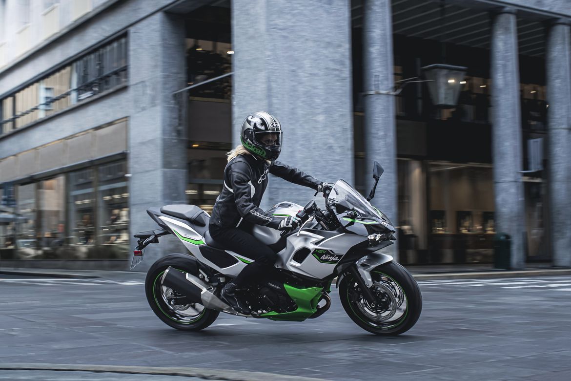 KAWASAKI NINJA 7 HYBRID