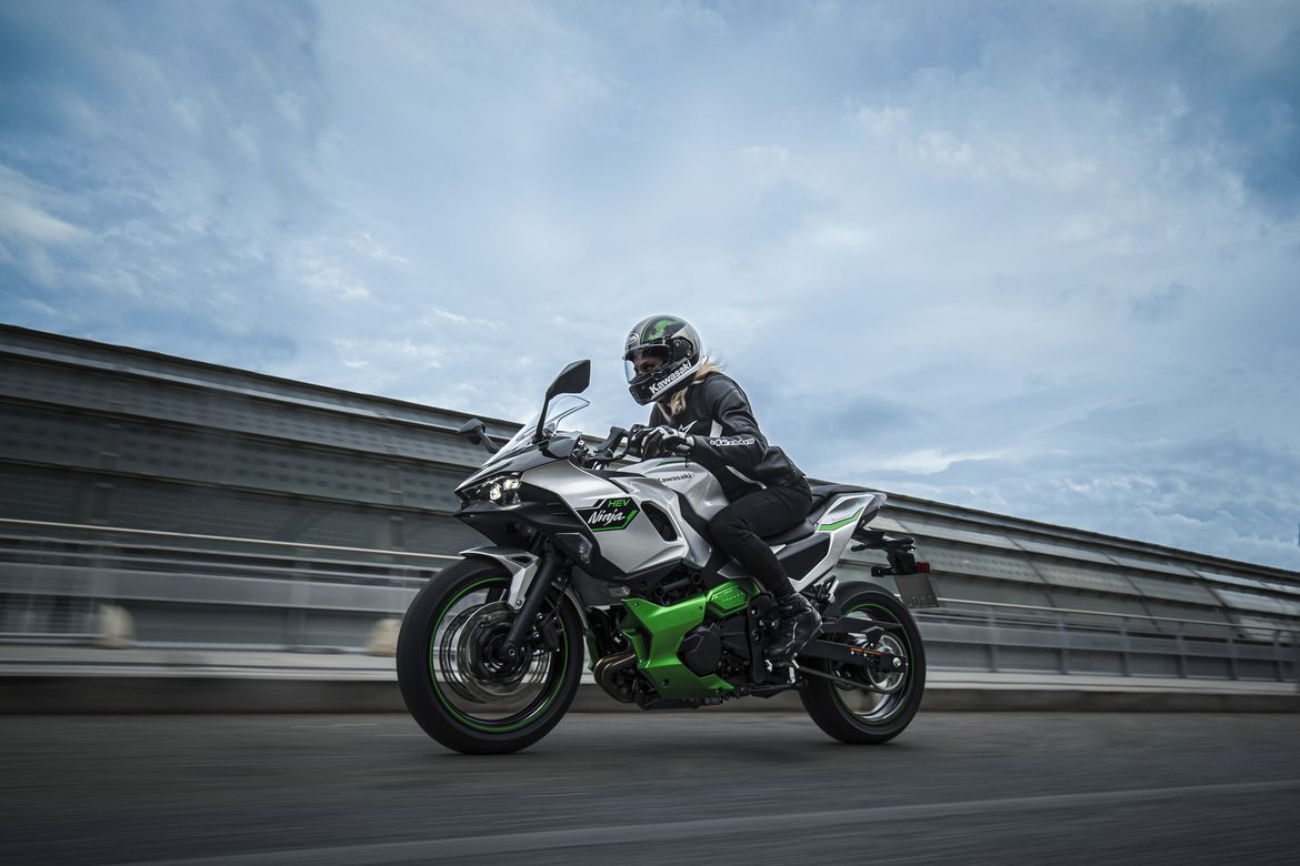 Kawasaki Ninja 7 Hibrid 6 Kawasaki Ninja 7 Hibrid 6