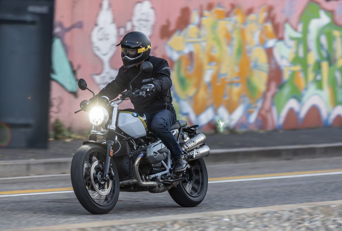 Held Renegade 1