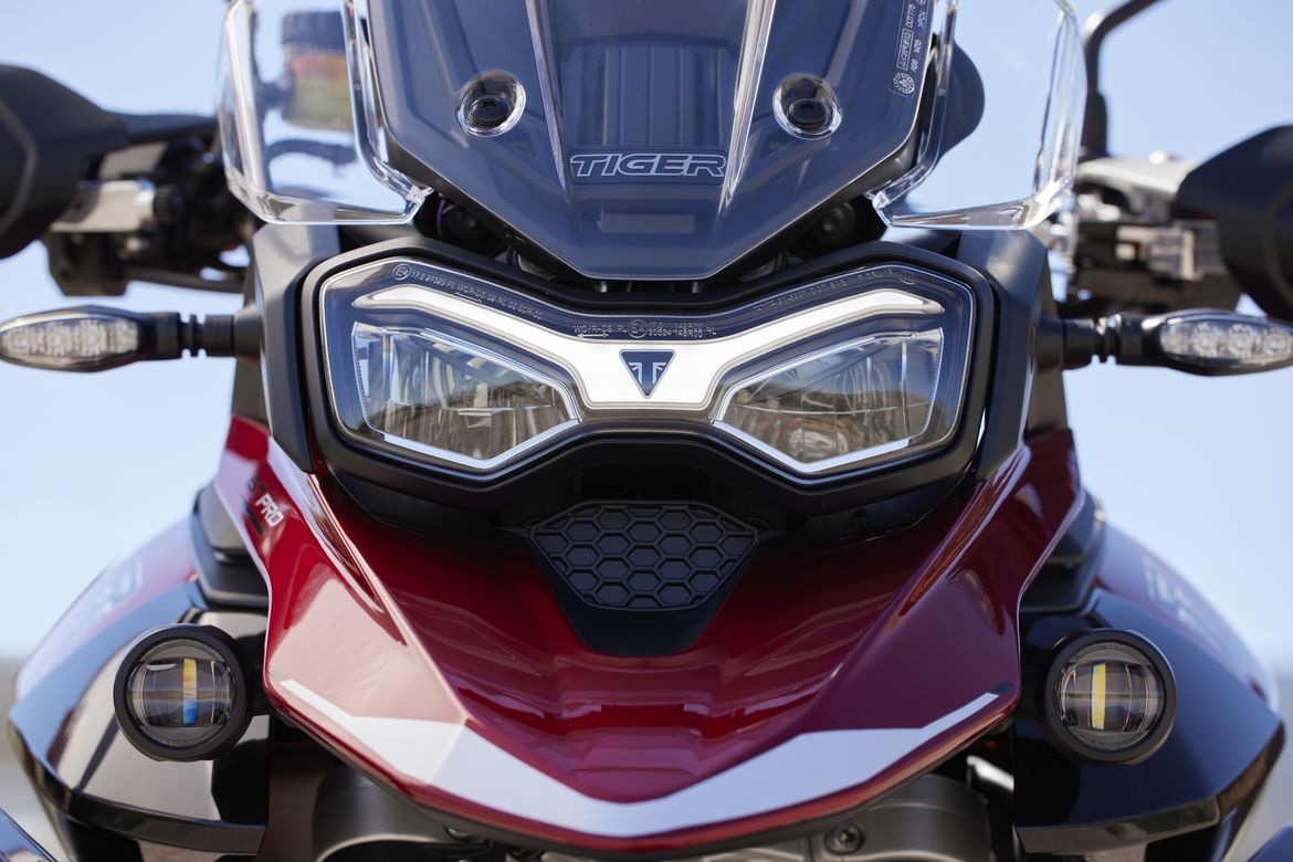 Triumph Tiger 900 24 8