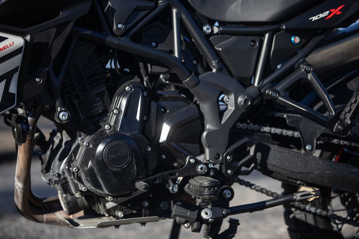 Benelli trk 702x 7 Benelli trk 702x 7