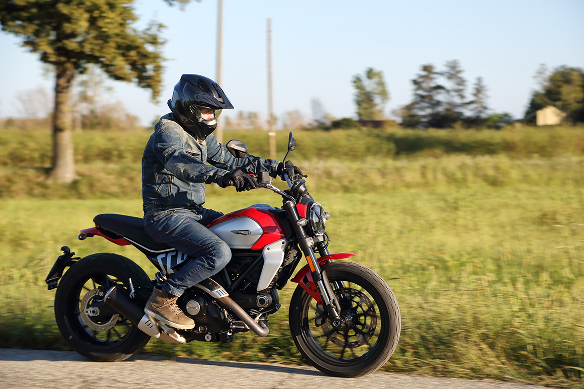DUCATI SCRAMBLER ICON