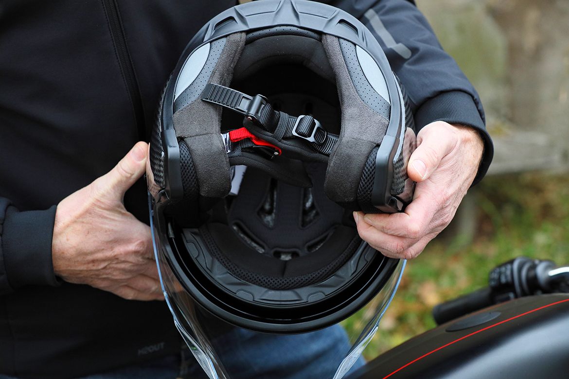 Caberg Flyon II Carbon 4