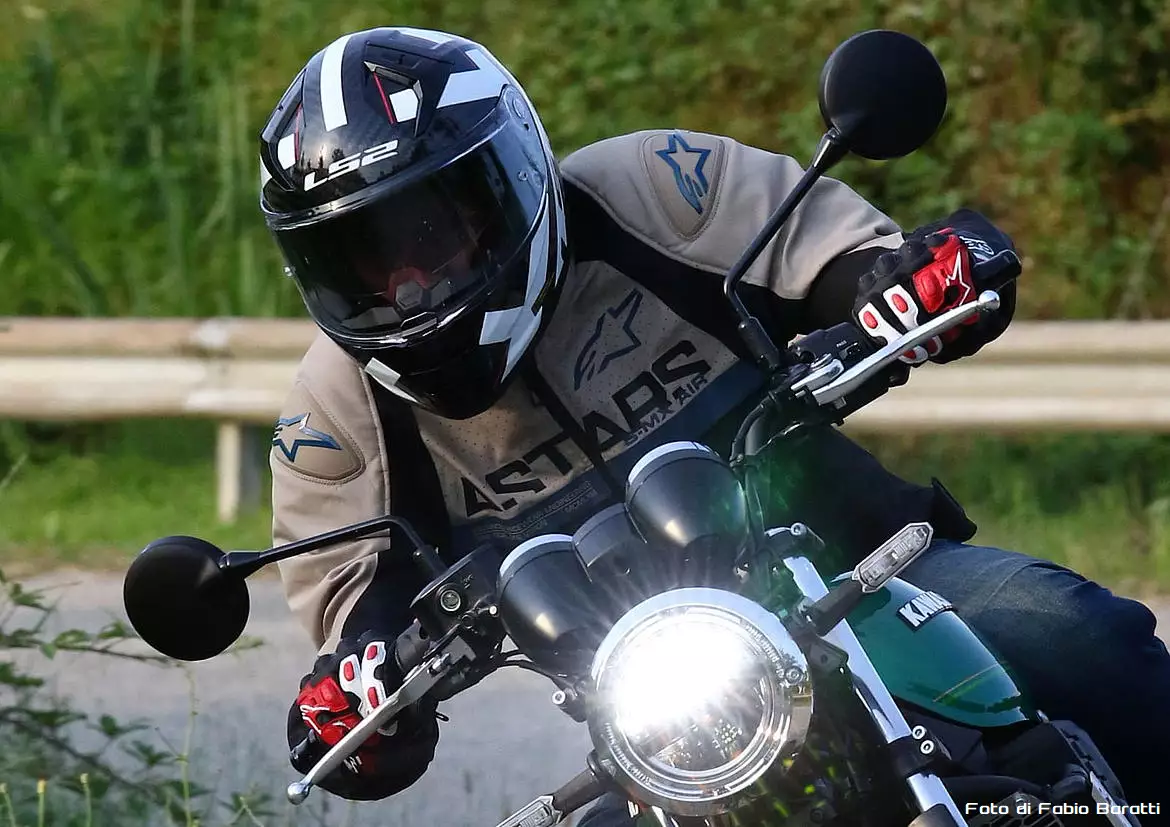 Guanti Alpinestars Sp-8 V3 in action